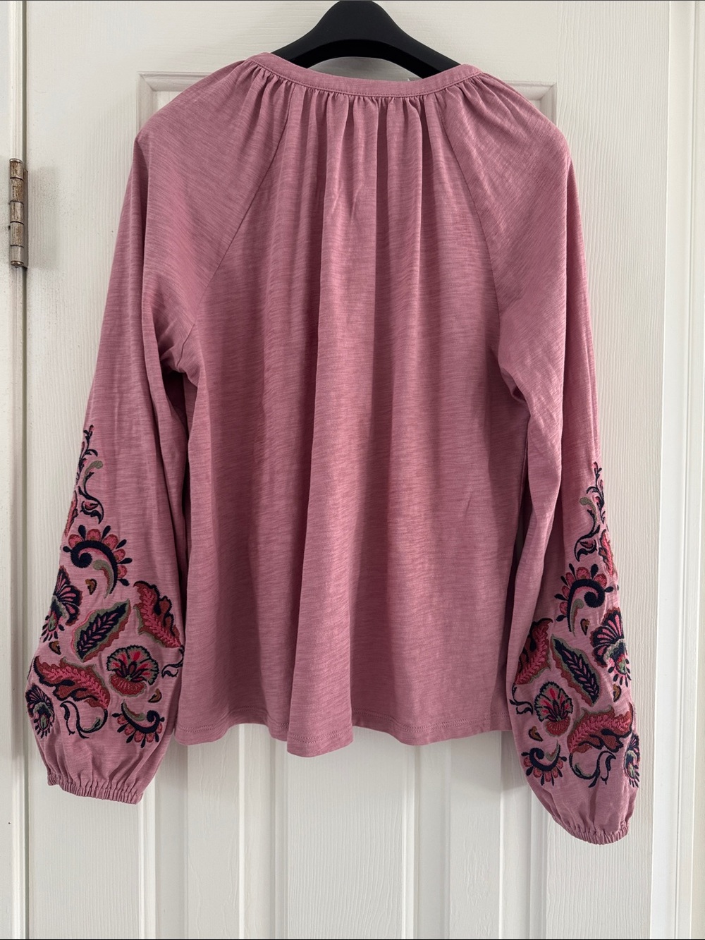 Boden Dusty Rose Boho Embroidered long sleeve tee, Sz 6 - Picture 2 of 4